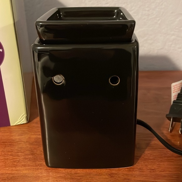 NIB Retired Scentsy Cube Ebony wax burner with Gallery Frames - Picture 4 of 11